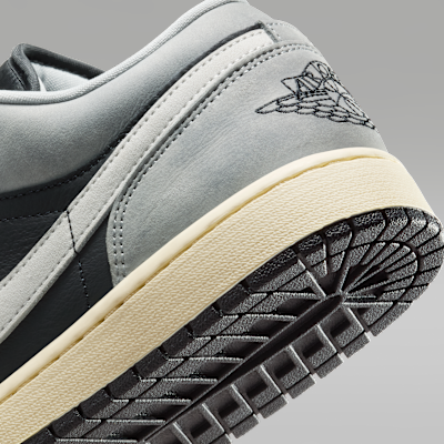 ★ナイキ★HQ2004-400★Air Jordan 1 Low SE★ユニセックス★ Air Jordan 1 Low SE Women's Shoes. Nike.com